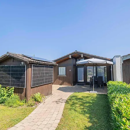 Ferienwohnpark Satteldachhaus Typ 9 Sd 19 Дом отдыха *